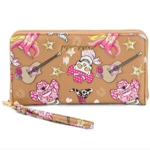💕🔹️Betsey Johnson 🔹️Cowboy Skull & Boots Wristlet  Large Zip Around Wallet